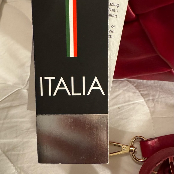 Red Italian Leather Two Way Purse! - Picture 4 of 4